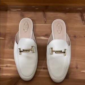 Tods Leather Loafers